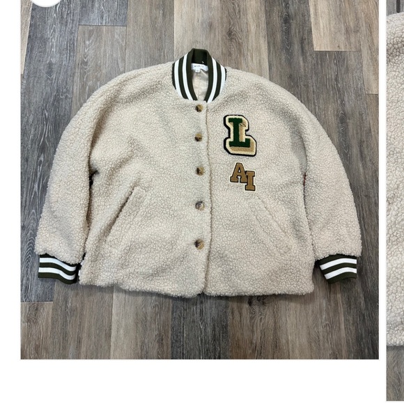MABLE PARKER FLUFFY SHEARED
VARSITY JACKET - TAUPE S NWOT WINTER CASUAL SPORTY - Picture 10 of 11